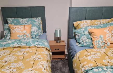 Spacious 3 Bedroom House, 6 beds in Spondon, Derby with Parking - Foto 8