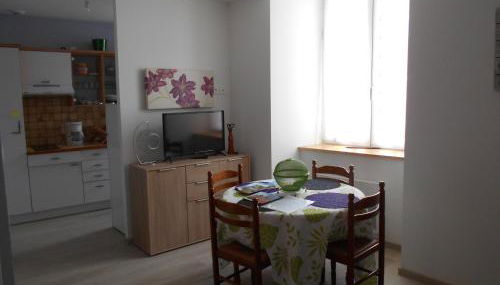 BELLE appartement T2 neuf et en plein centre - Foto 3