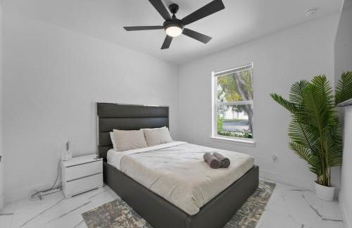 Palm Luxe Residence - Photo 17