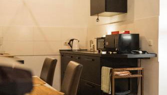 Ruhiges Apartment mit großem Balkon und Stellplatz - Foto 4