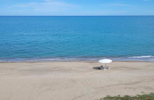 La Dolce Vita Apartments - Beachfront - Photo 21