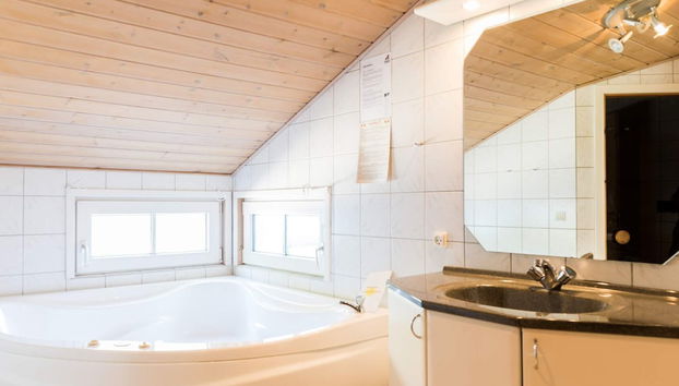 6 Person Holiday Home in Henne - Foto 3, Tratamientos de spa