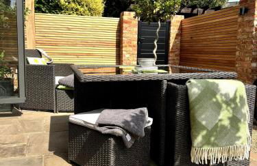 Stunning Cottage with views of Windsor Castle - Foto 11