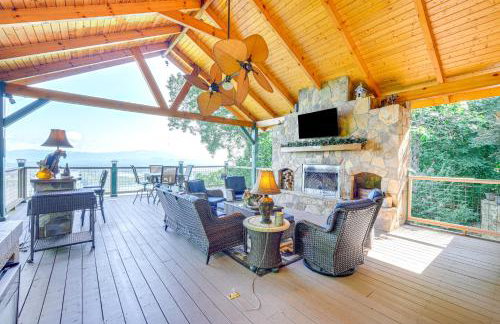 Hiawassee Home with Fire Pit and Furnished Deck! - Foto 30