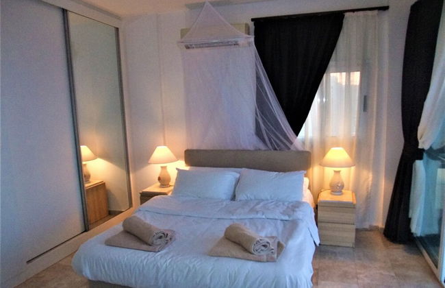 Ocean View Family Villa, Sleeps 2-10, Private Pool, Wifi, Internet Tv & Acs - Photo 7