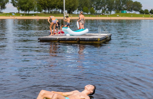 Cozy Chalet with Dishwasher near Lake - Foto 7
