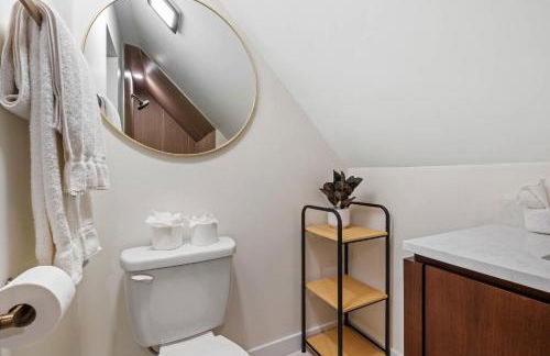 Cozy Home near Downtown - Close to Nulu - Sleeps 6 - Foto 31