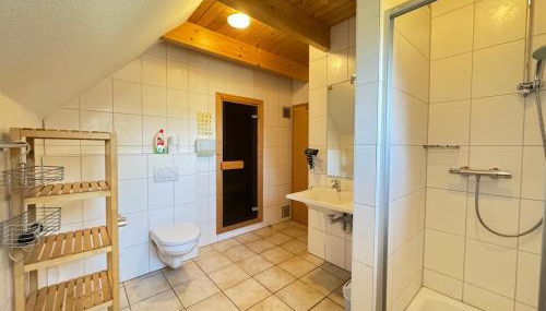 Landgang 27 - Foto 2, Shower