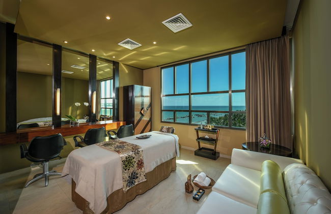 Generations Riviera Maya Family Resort Catamaran, Water Park, All & More Inclusive - Photo 21