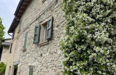 Alloggio con camino nel borgo del castello - Foto 1