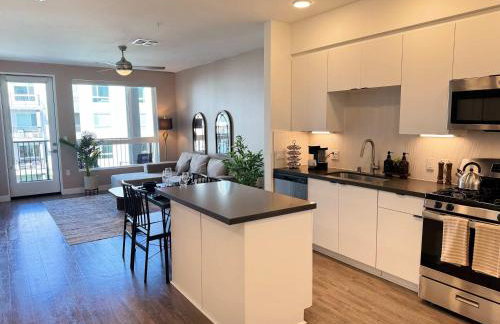 Upscale Escape 10 Min from Disneyland With Pool & Gym - Foto 66