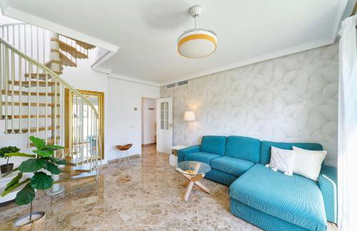 Penthouse - Private Rooftop Terrace, 2min to Beach - Foto 20