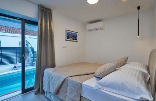 Villa Nika with private heated pool - Foto 27