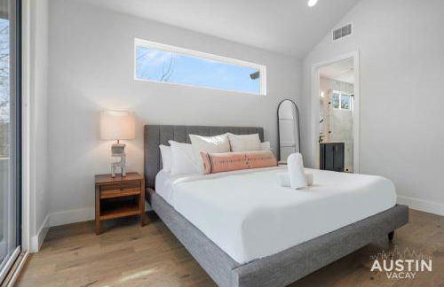 Luxurious Modernism with Private Hot Tub and Garage - Foto 30