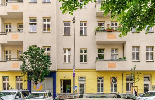 Colorful flat near vibrant Boxhagener Platz - Foto 16