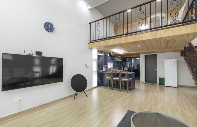 Lim Sea Side Poolvilla Pension - Foto 65