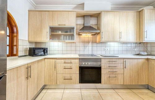 91 adm fabulous townhouse with communal pool - Foto 3