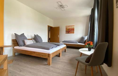 FeWo „Lucy“ 5 Personen, zentrale Lage, Parkplatz - Foto 4