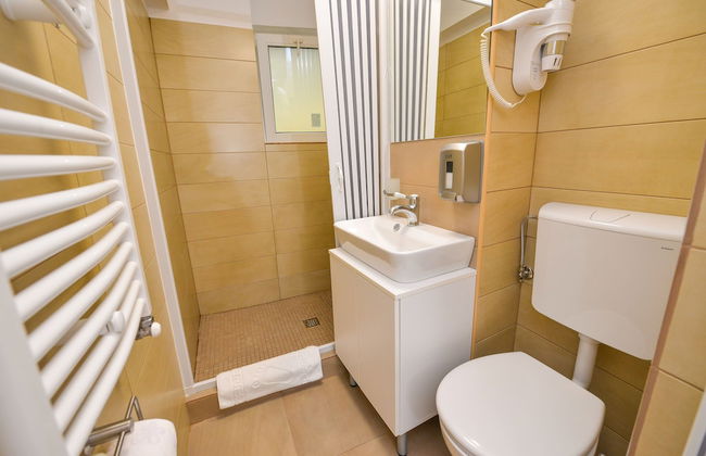 Elegance Studio - Cismigiu Gardens - Flat Tv - Free Wifi - Panoramic View - Foto 9