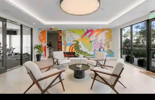 Lux property great for 1 to 8 Guests-family trip ,5Beds 2Rooms Staycation with Gym and EV, proximity to Downtown and Beaches - Foto 73