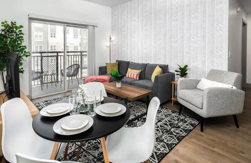 Urban Retreat - Free Parking, WiFi, Walk to Stadium - Foto 12