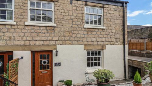 Maple Tree Cottage - Photo 1