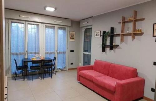 Nico's Home - Fiera Rho Milano - Giardino Box e Wi-Fi veloce - Foto 1