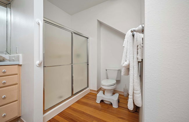 Secluded Waterfront Retreat for 23 Dock, Pets OK - Foto 22