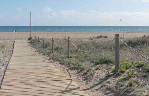BEACHFRONT APARTMENT Castelldefels - Photo 32