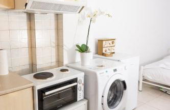 Dimitra's cosy studio in old town with backyard - Foto 18