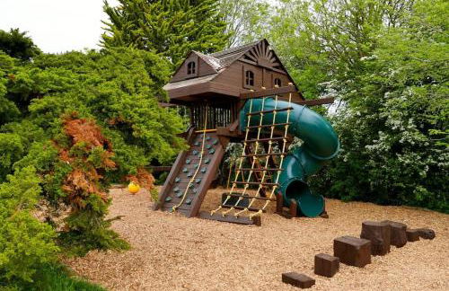 Deluxe 1 Bed Versace Hot Tub Sky TV Cinema Screen - Foto 15