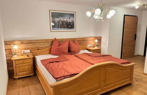 DAS BISCHOF - 5 exklusive Ferienwohnungen und 1 Doppelzimmer - 4x mit privater Zirben Sauna - Semmelservice & Hindelang PLUS - Foto 27