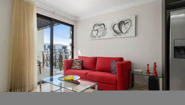 1BR 2BA Corner Condo on Top Floor w Amazing Views - Foto 3, Habitación