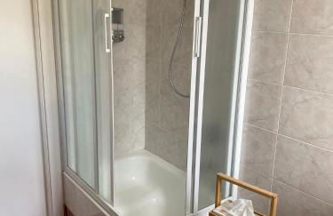 10 min from the Airport-Wifi-Free Parking - Foto 13