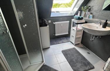 Stilvolle Fewo mit Dom-Blick & Balkon zentral in Sankt Blasien - Photo 19