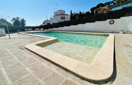 Mediterranean house, beach and charm garden - Foto 4