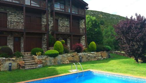 Casa adosada con piscina en Isòvol - Foto 2