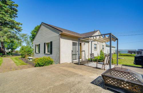 Lake Erie Escape Family-Friendly Home with Patio - Photo 1