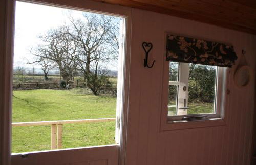 The Hideaway at Duffryn Mawr Self Catering Cottages - Photo 17