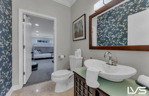 New Royal 80ft Waterfront Wlk2Beach HotPool Spa KitchenBBQ - Foto 60