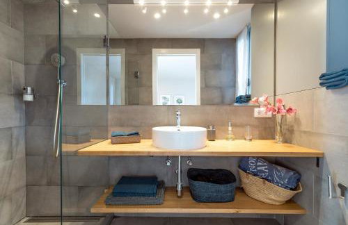 Ocean view apartment renovated - Foto 27