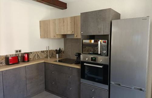 Gîte haut de gamme face à l'abbaye de Noirlac - 5 ch, 5 sdb, clim, terrasse privée - FR-1-586-26 - Foto 5