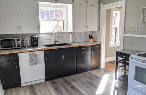 The Lewis House-Upper Level-A Peaceful Spot! - Foto 22