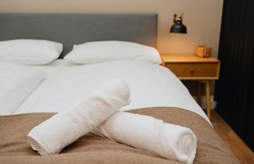 Homely Berlin - Familien & Gruppen, Eigener Eingang, Top Anbindung - Foto 10