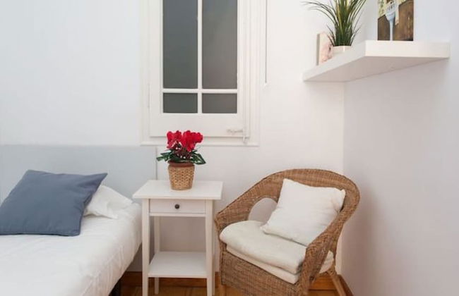 Barcelona Fira Apartments - Photo 34