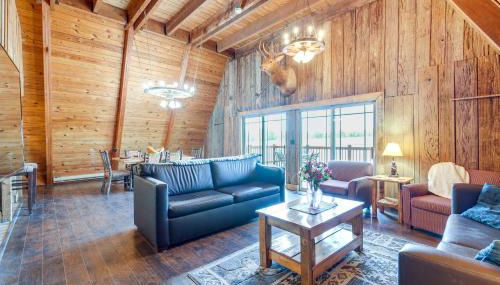 Lakefront A-Frame Cabin with Community Perks - Foto 3