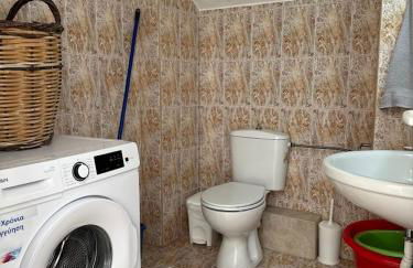 Comfortable Home - Photo 48