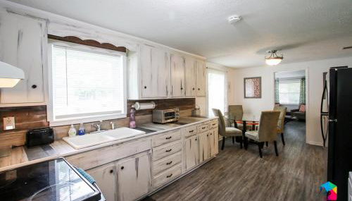 Cake By The Ocean Electric Recliners-Minutes From I-95 And Pembroke - Foto 1