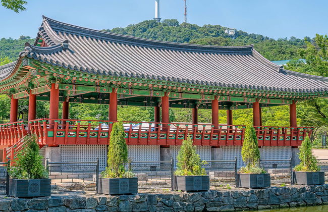 Tour pelo bairro Jongno e Namsangol Hanok + Teleférico Namsan - Foto 1