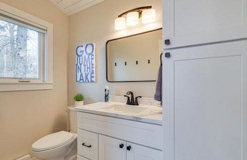 Fish, Swim and Explore! 2-Cabin Camp on Round Lake - Foto 11